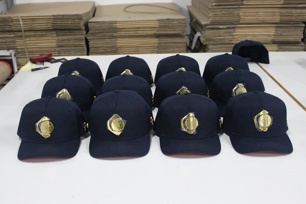 Aung Crown Brand Quality 5 Panel Unisex Cotton Baseball Hat Custom Embroidery Logo Curved Brim Gorras Baseball Caps